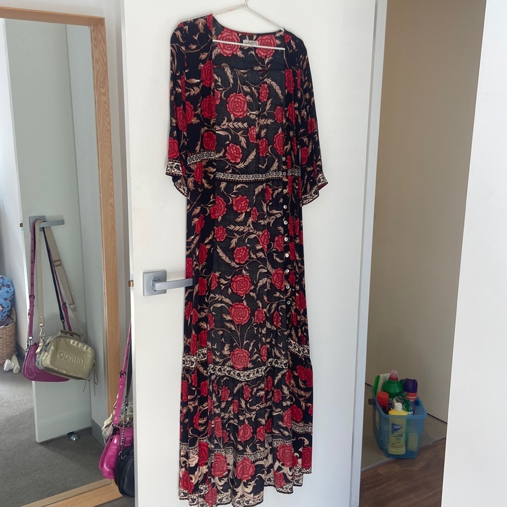 Arnhem maxi size 10 - Picture 1 of 3